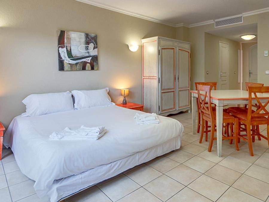 Résidence Le Domaine de Camiole - Vacancéole - Studio 2 persons - 21 m² with balcony in Callian, Draguignan region