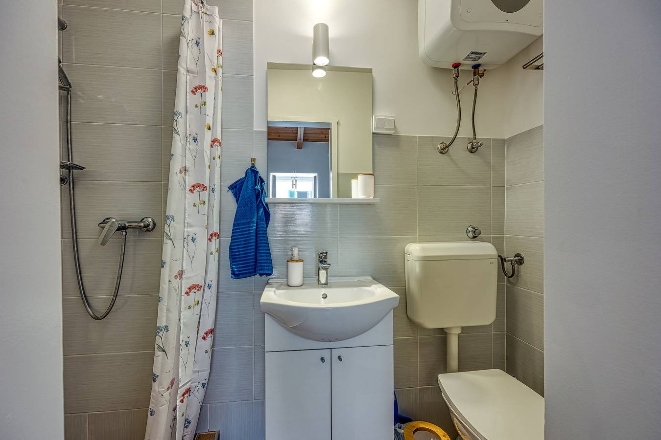 Lasta 25 Lošinj Town Twin Room in Mali Lošinj, Lošinj