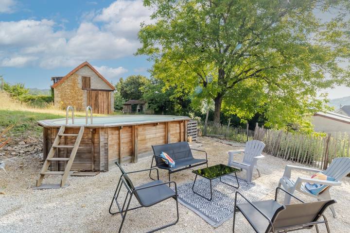 Le Séchoir – Maison Authentique avec Piscine Privée en Périgord Noir, Idéale pour Famille ou Groupes in Coly-Saint-Amand, Périgord Noir