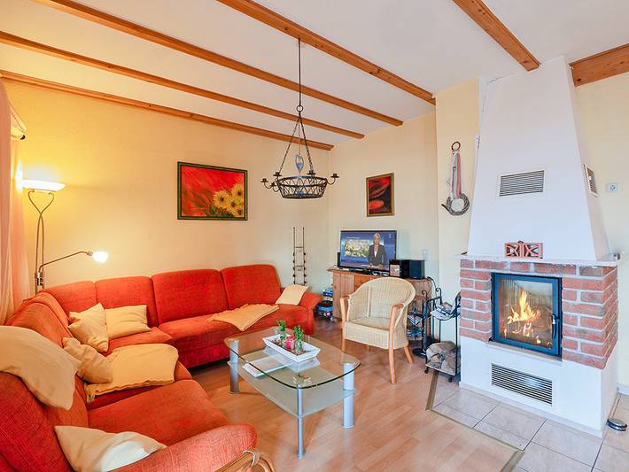 Ferienhaus für 6 Personen, mit Terrasse und Sauna in Alt Schwerin - 2