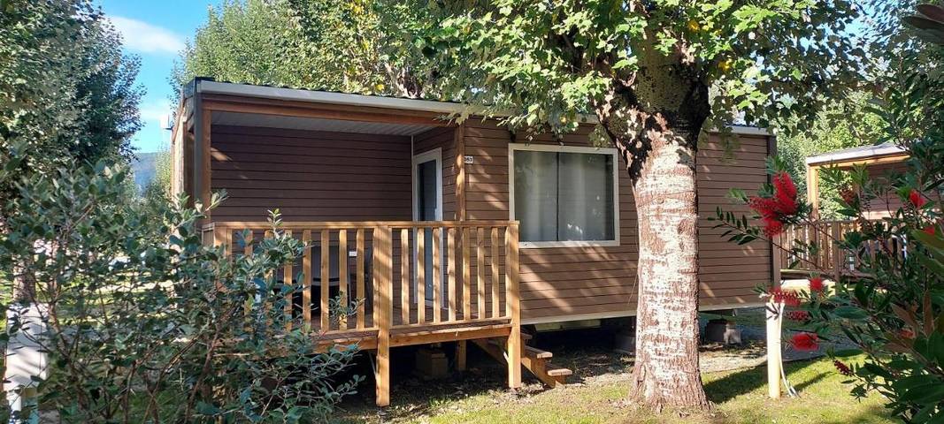 Camping für 5 Personen, mit Terrasse und Garten sowie Kinderpool und Pool in Ligurien - 3