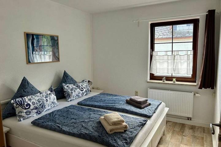 Ferienwohnung für 4 Personen, mit Garten und Sauna sowie Pool in Lengenfeld - 3