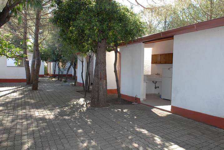 Bungalow für 4 Personen, mit Terrasse und Pool, mit Haustier in Kalabrien - 2