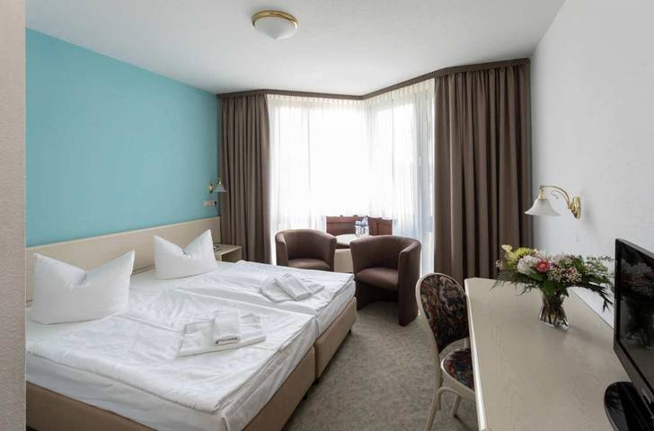 Hotel für 2 Personen, mit Garten in Bad Schmiedeberg - 3