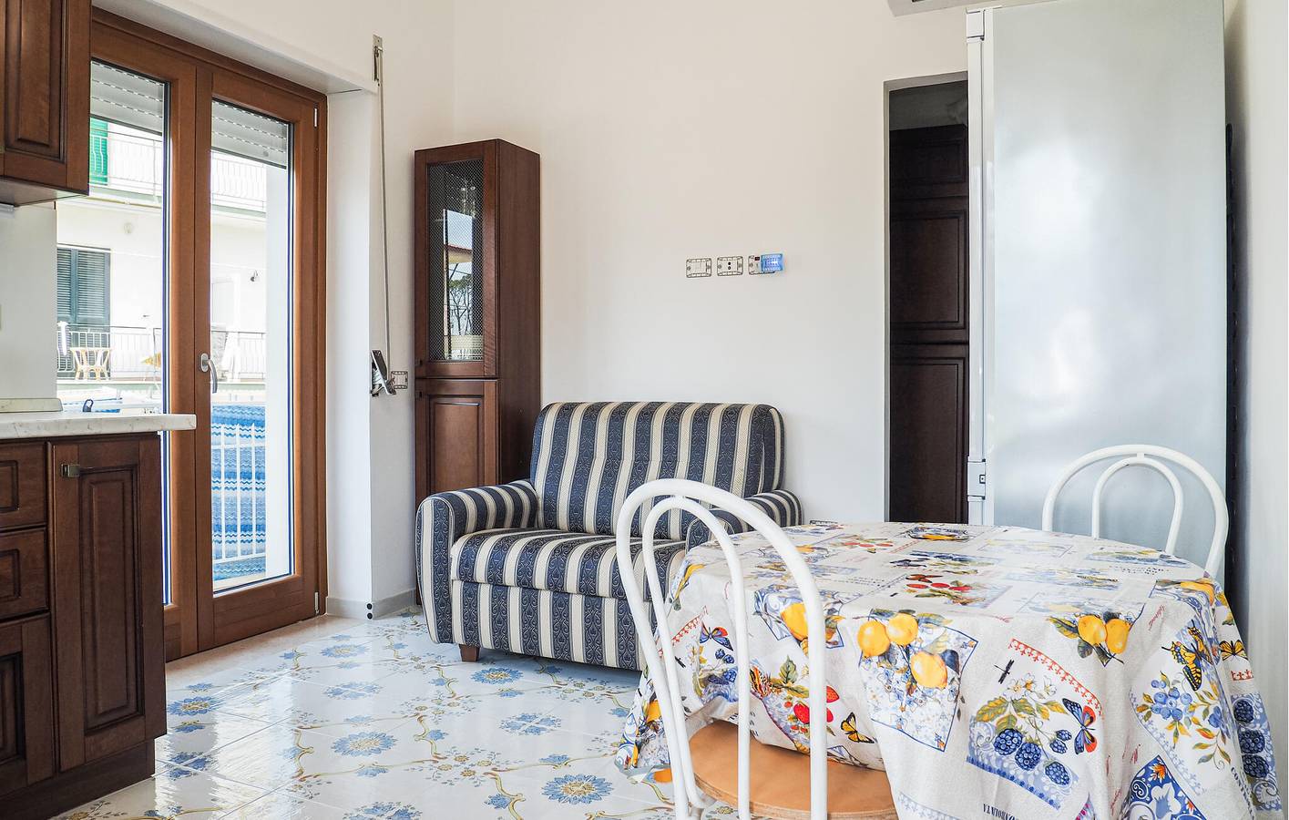Appartamento intero, Accogliente appartamento sulla spiaggia con aria condizionata, parcheggio e cucina in Licinella - Torre di Paestum, Cilento