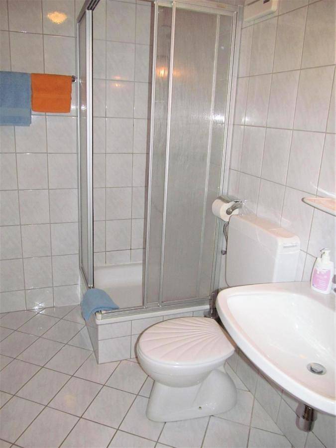 Two-Bedroom Apartment with Balcony in Innerschwand am Mondsee, Mondsee & Irrsee