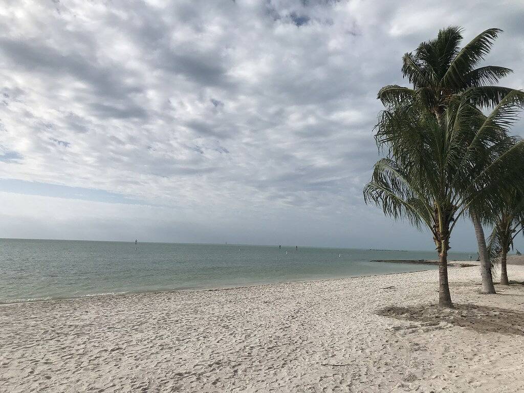 Charming Half Duplex in Sombrero Beach, Marathon