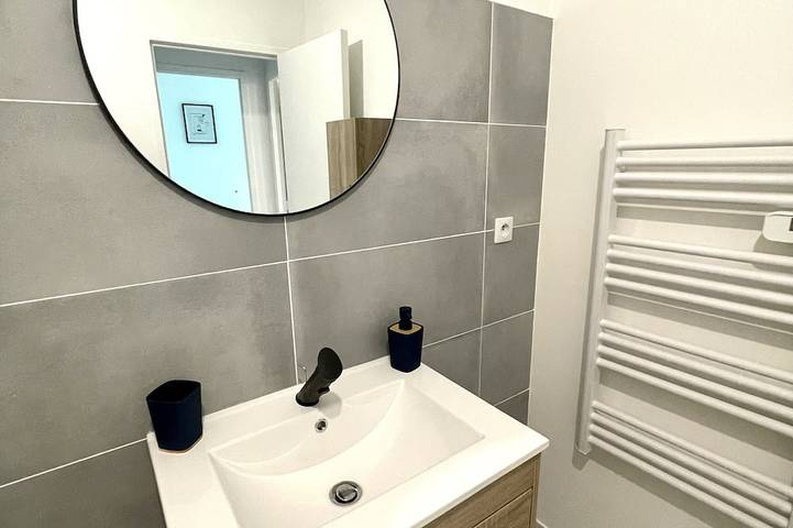 Location de vacances pour 6 personnes, avec jacuzzi à Le Gua - 4