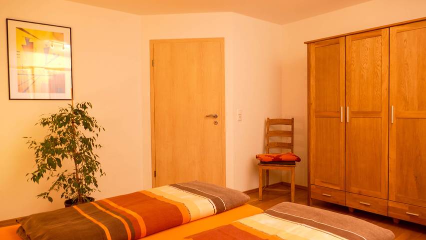 Ferienwohnung für 2 Personen, mit Whirlpool und Terrasse sowie Garten und Sauna in Diemelstadt - 4