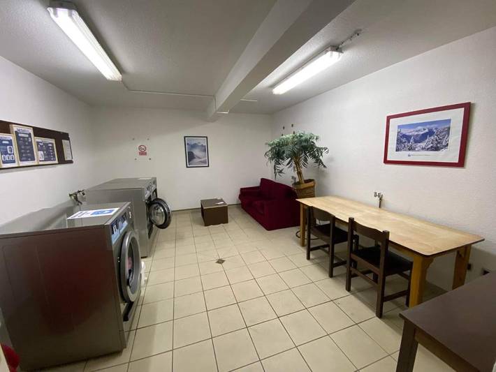 Chalet pour 7 personnes, avec piscine ainsi que vue et balcon à Saint-Jean-d'Arves - 2