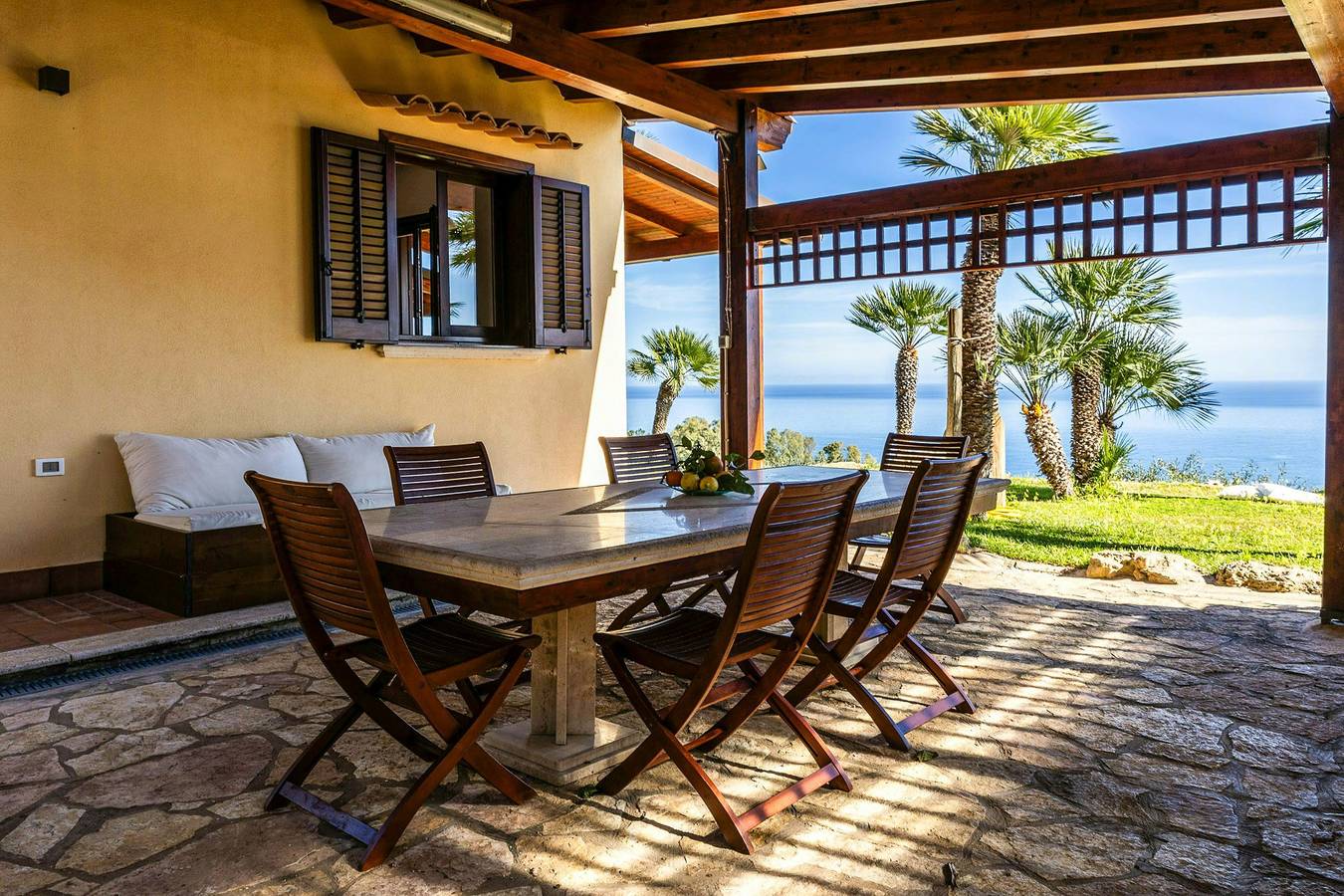 Villa with garden between Scopello and Zingaro in Castellammare del Golfo, Trapani Province