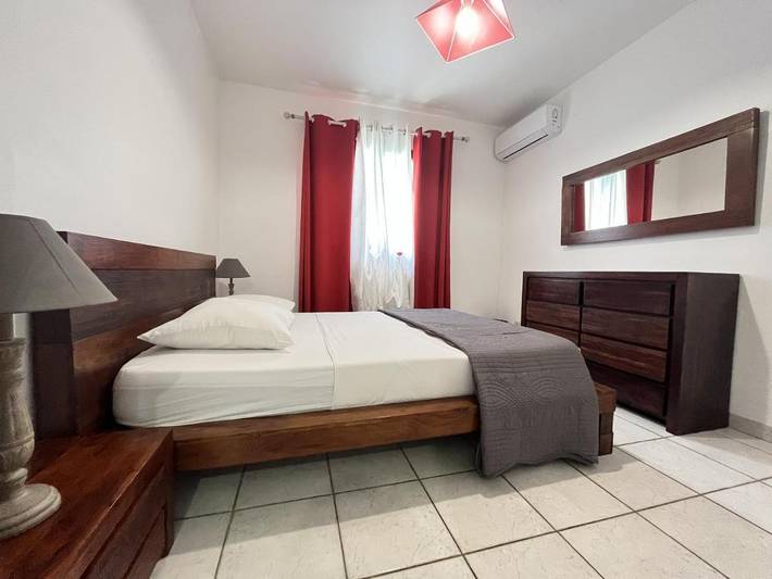 Gîte pour 2 personnes, avec jardin ainsi que piscine et terrasse dans Sainte-Anne (Reunion) - 2