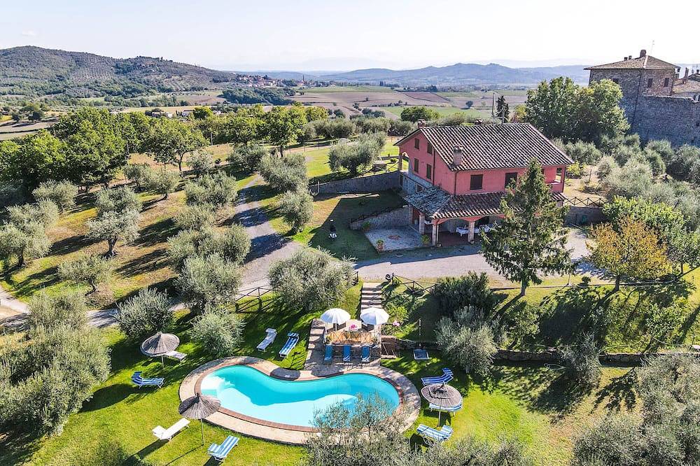 Villa mit privatem Pool fur bis zu 18 Personen in Panicale, Lago Trasimeno
