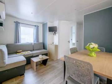 Location De Vacances pour 8 Personnes dans Parentis-en-Born, Côte d’Argent, Photo 2