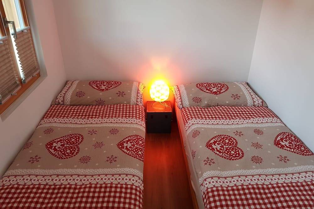 Ganze Wohnung, Ferienwohnung mit Restaurant am Aletschgletscher in den Walliser Alpen<br> in Grengiols, Aletsch Arena