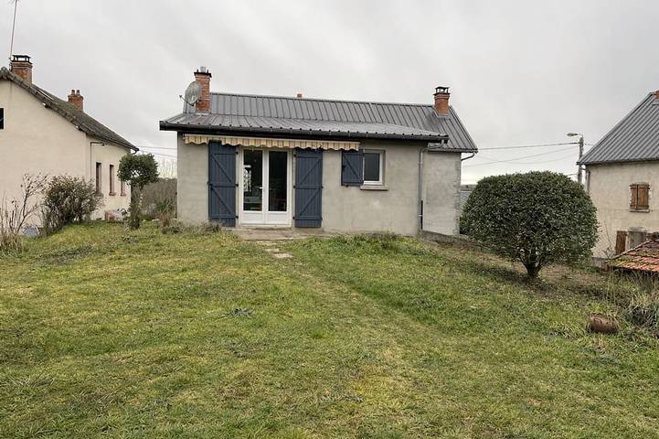 Location de vacances pour 4 personnes, avec jardin et terrasse, animaux acceptés à Les Ancizes-Comps - 4