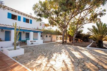 Gîte pour 10 personnes, avec jardin dans Formentera