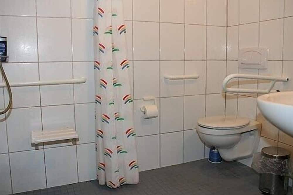 Ganze Wohnung, 4-Sterne  behindertengerechte Nichtraucher-Wohnung; Haustiere auf Anfrage in Haselünne, Hasetal