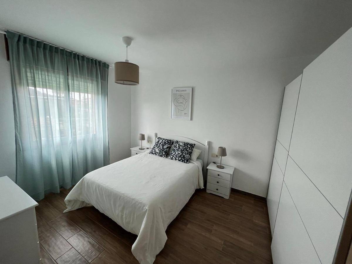Apartamento inteiro, Three-Bedroom Apartment in Nigrán, Rias Baixas
