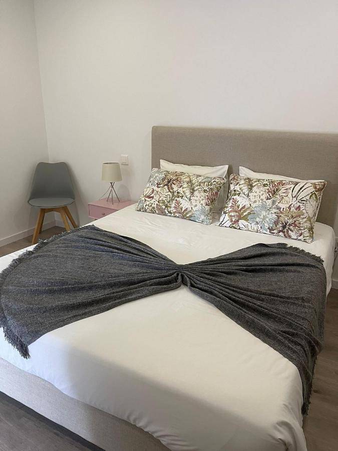 Gîte pour 2 personnes, avec vue ainsi que terrasse et jardin, animaux acceptés à Vila de Rei - 3