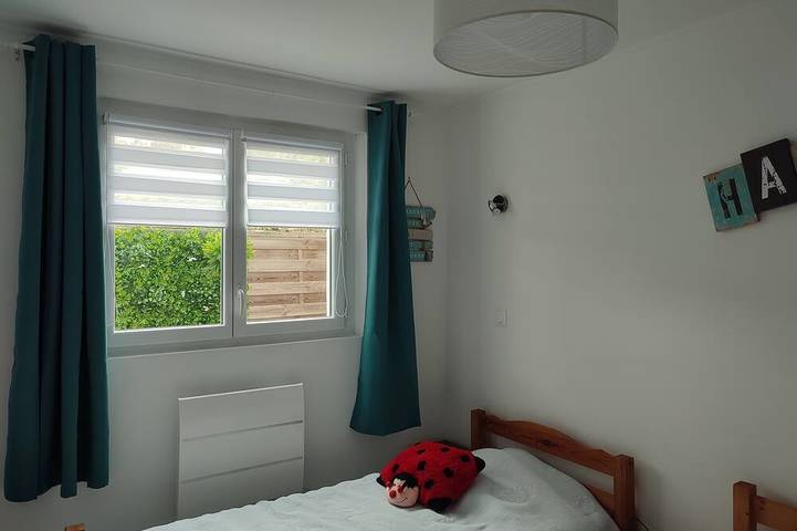 Gîte pour 5 personnes, avec terrasse et jardin dans Plage de la Grière - 3