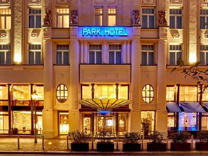 Hotel für 2 Personen, mit Terrasse und Whirlpool, kinderfreundlich in Leipzig