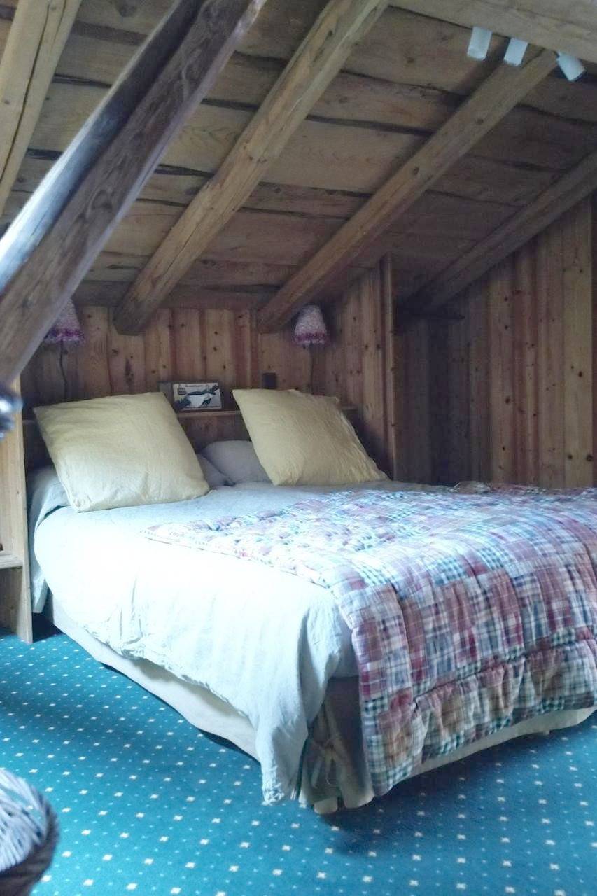 Double Room with Private Bathroom in Samoëns, Région de Bonneville