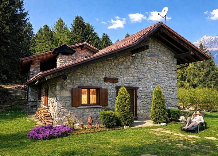Casa vacanza per 10 persone, con Balcone e Panorama a Borno