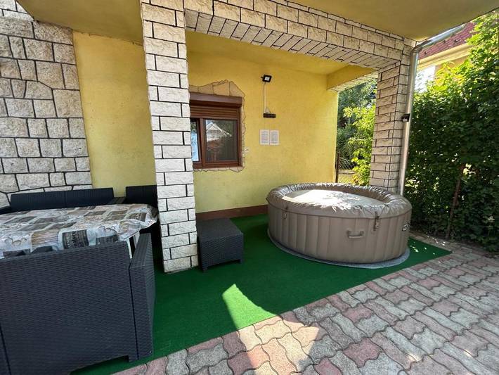 Apartament wakacyjny dla 4 osób, z jacuzzi i ogród - 1