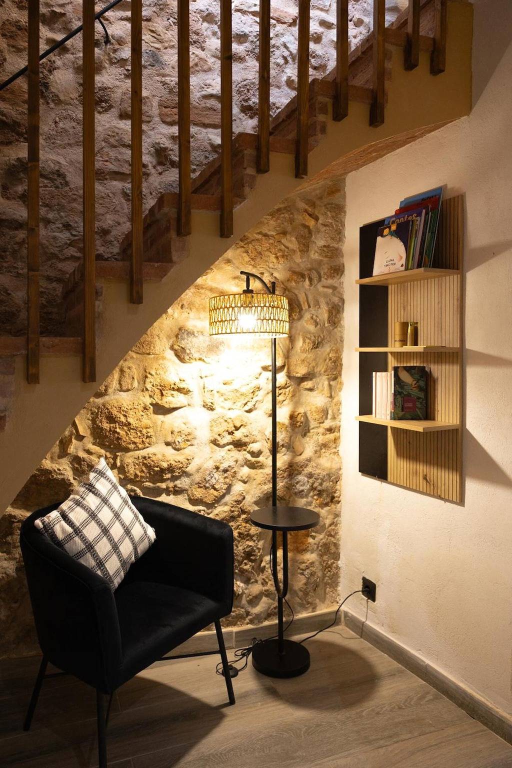 Casa de Campo 'Ca La Padrina' com Vista Montanha, Wi-Fi e Ar Condicionado in Terres de l'Ebre, Tarragona Província