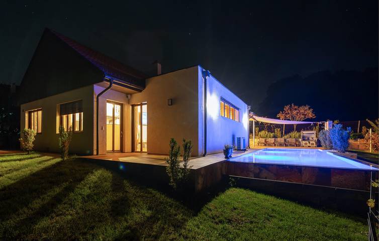 Ferienhaus für 4 Personen, mit Terrasse und Pool in der Steiermark