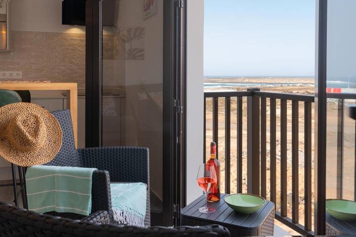 Gîte pour 2 personnes, avec vue et balcon à La Santa - 2