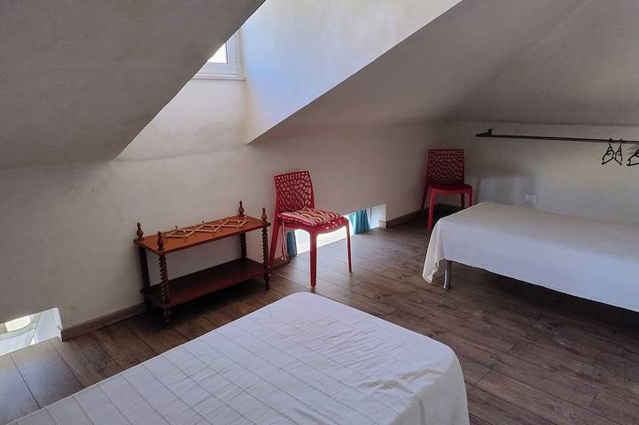 Gîte pour 6 personnes, avec balcon et jacuzzi, animaux acceptés à Cava d'Aliga - 4