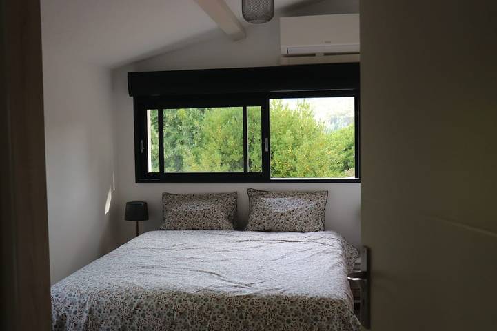 Location de vacances pour 7 personnes, avec terrasse et jardin à Peypin-d'Aigues - 3