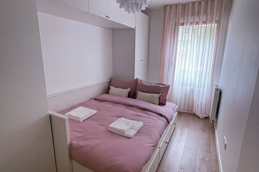 Ganze Wohnung, Big Apartament in Clichy, Hauts-de-Seine