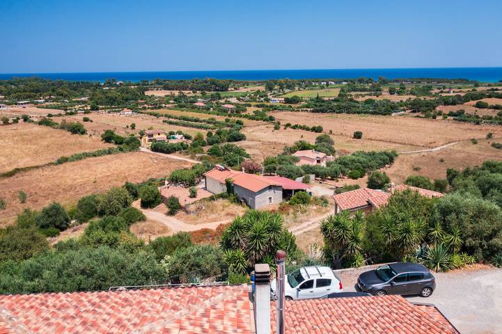 Appartement entier, Chambre 'Vistamare2' avec vue mer, Wi-Fi et climatisation in Cardedu, Province de Ogliastra
