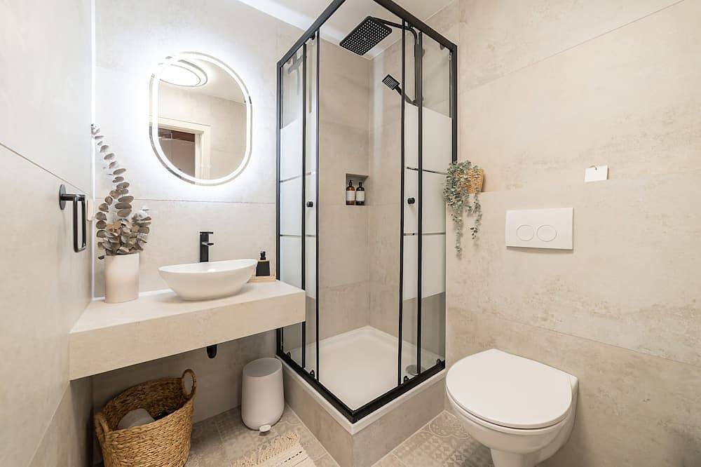 Ganze Wohnung, \"Casa di Stark\" ---  Ferienwohnung mit Garten zum Wohlfühlen!! in Bruckmühl, Landkreis Rosenheim