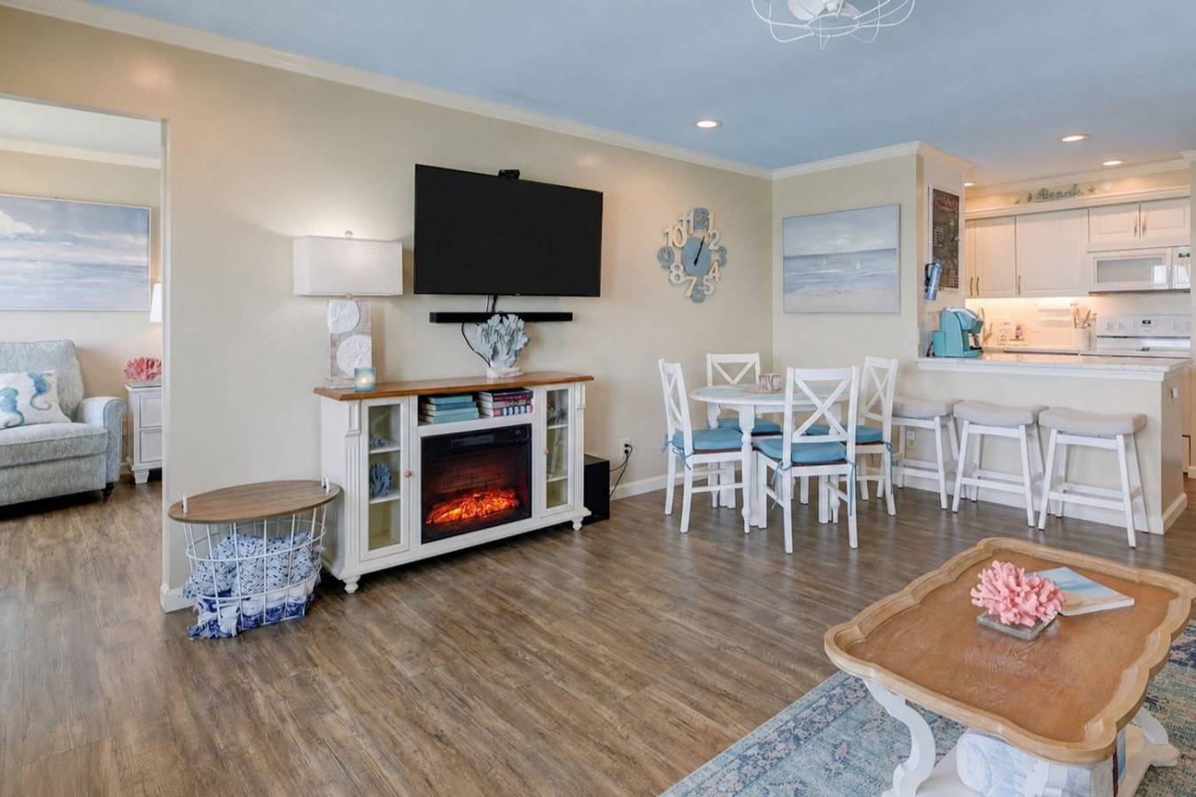 Apartamento entero, Oceanfront Beach Condo, Pool, Gym, Fishing Surfing in Virginia Beach