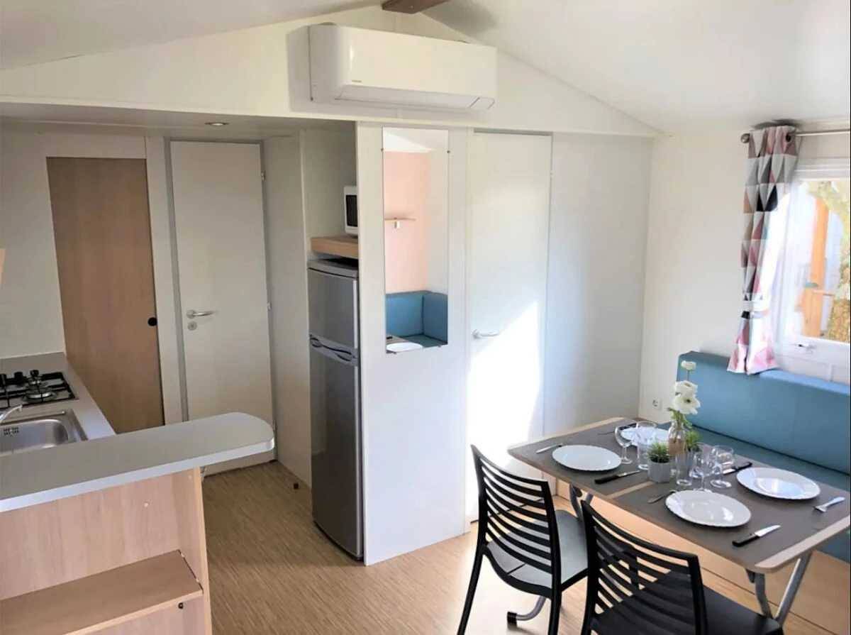 Camping 3 étoiles - Piscine  - eehdbb in Sigean, Côte d'Améthyste