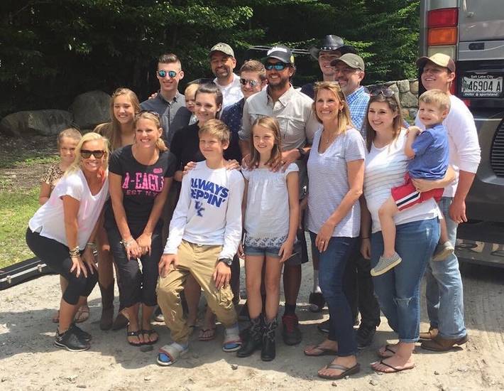 Lodge for 30 people, with hot tub and sauna in Maine