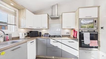 Static Caravan for 4 People in Havenstreet and Ashey, Isle of Wight, Photo 4