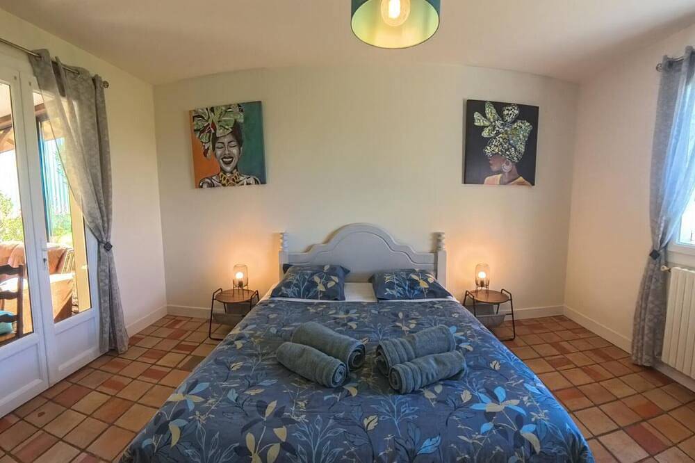 Gîte avec piscine privée - 4 pers. in Vanxains, Périgord Vert