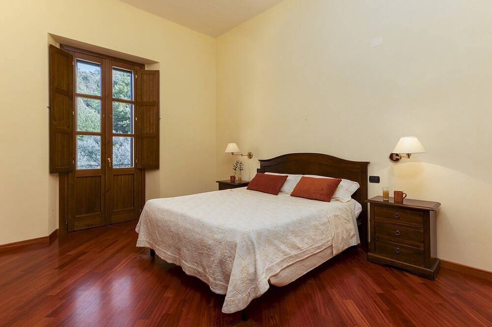 Villa Cusano 18, Emma Villas in Abbateggio, Parco Nazionale della Majella