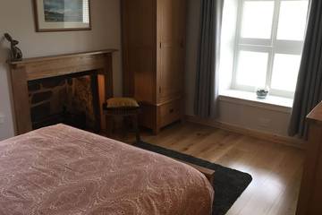 Log Cabin for 2 People in Loch Lomond, Argyll & Bute, Photo 1