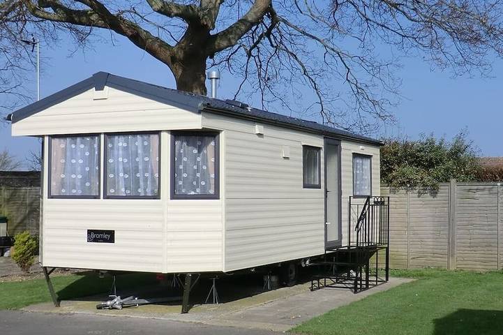 Static caravan for 2 people in Sussex