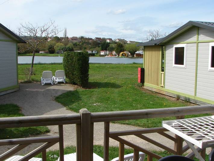 Camping pour 4 personnes, avec terrasse, animaux acceptés en Bourgogne - 3