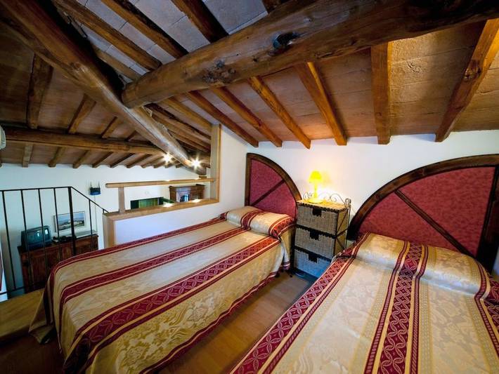 Gîte pour 4 personnes, avec piscine et jardin à Poggibonsi - 2