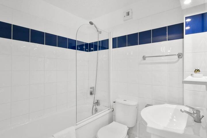 Gîte pour 2 personnes, avec piscine à Lugrin - 4