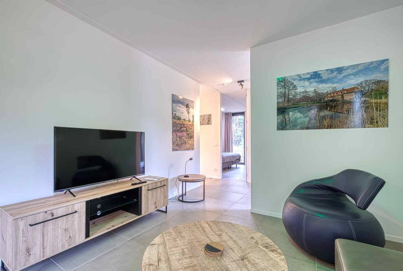 Modern 4 pers holiday home in Gierle, beautifully situated in Belgium, in nature in Gierle, Lille (Bélgica)