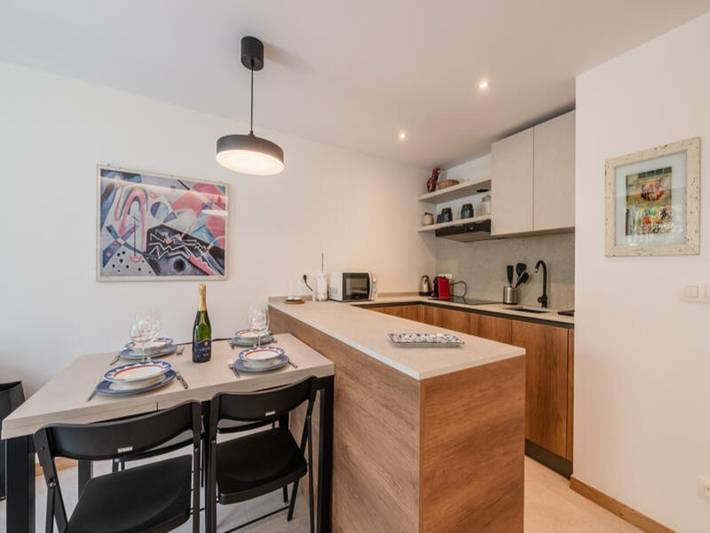 Gîte pour 4 personnes, avec jardin, adapté aux familles dans Gare des Praz de Chamonix - 3